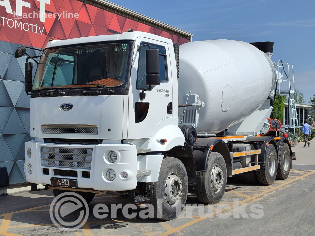 شاحنة خلط الخرسانة Ford 2011 CARGO 3936M E5 AC 8X4 12m³ CONCRETE MIXER