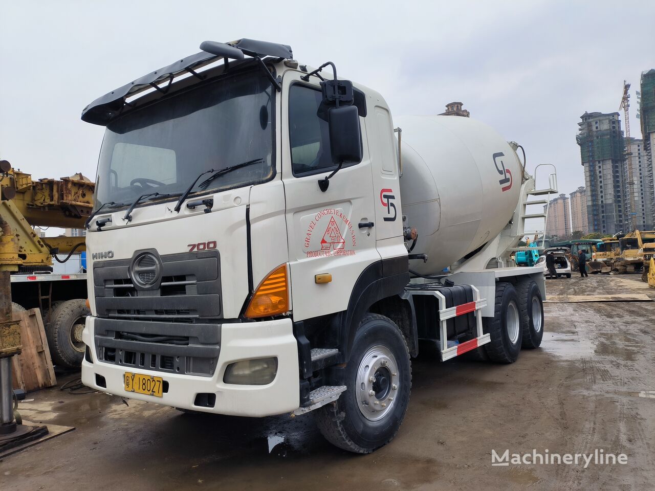 Hino hino 700 concrete mixer truck