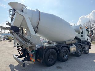 бетон миксер Cifa RY1300  на шаси IVECO TRAKKER 500