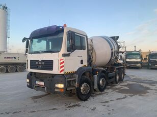 混凝土搅拌车 位于底盘 MAN TGA 32.360 的 Liebherr 10