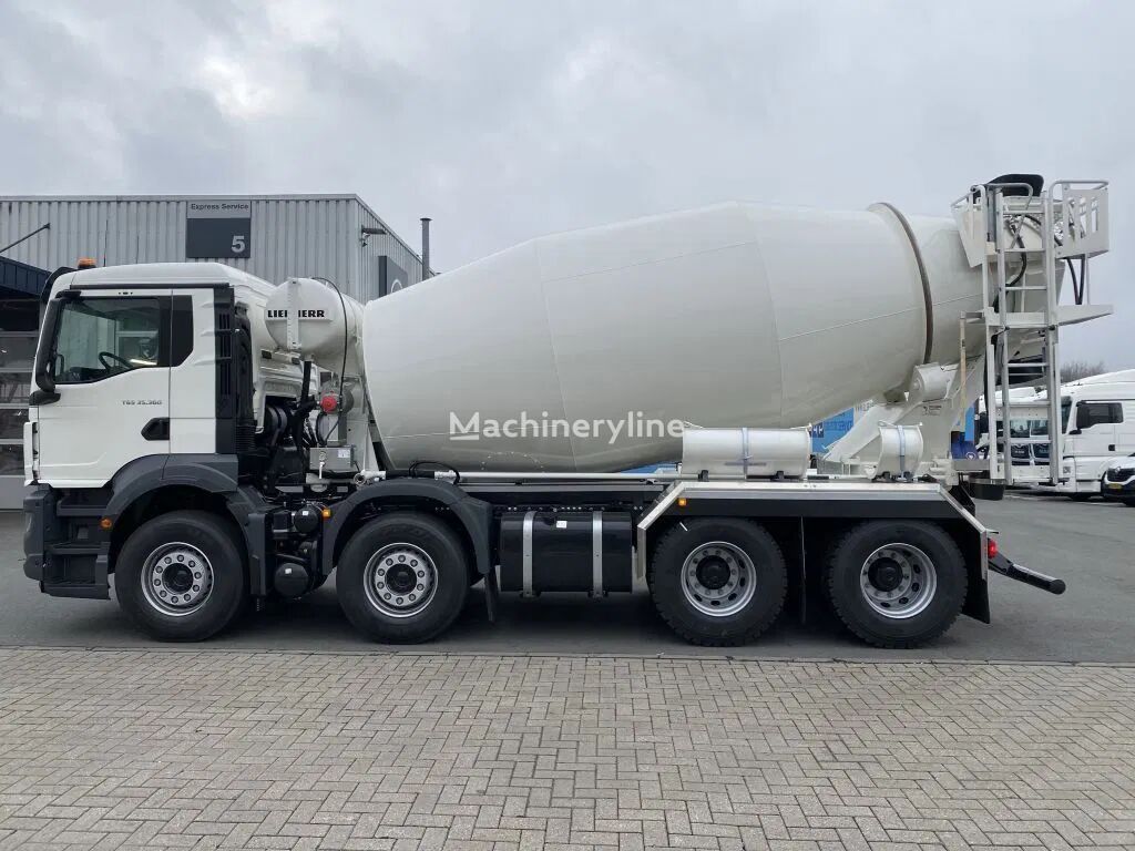 новый автобетоносмеситель MAN TGS 35.360 8x4 BB | mixer 10 m3 | Liebherr | 37 T