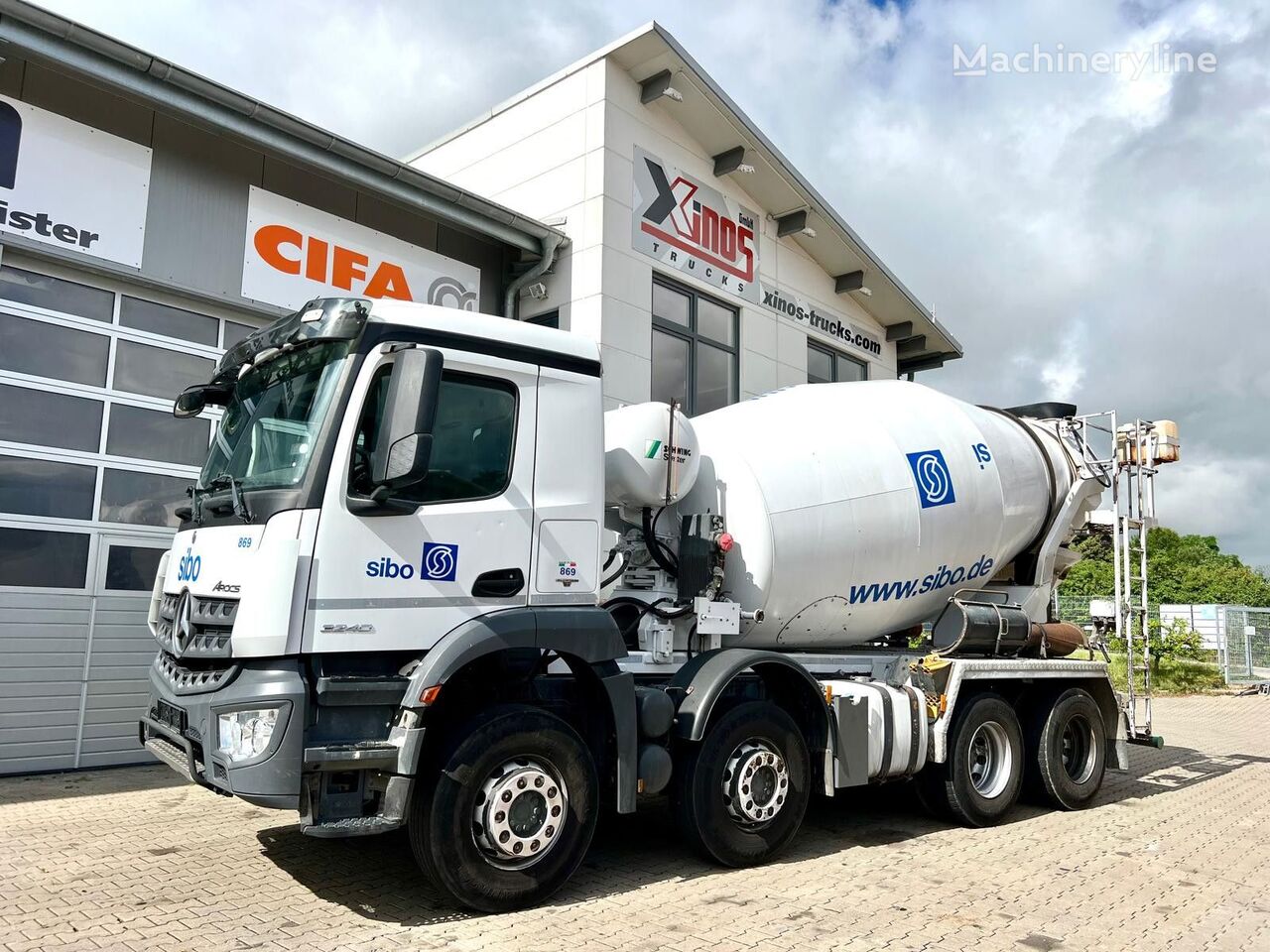 Stetter  on chassis Mercedes-Benz 3240 concrete mixer truck