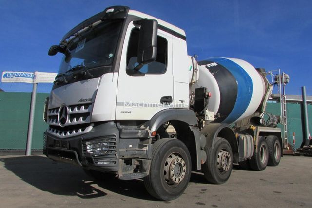 Stetter  on chassis Mercedes-Benz 3240 8x4 BB - STETTER 9 m³ - Nr.: 623 concrete mixer truck