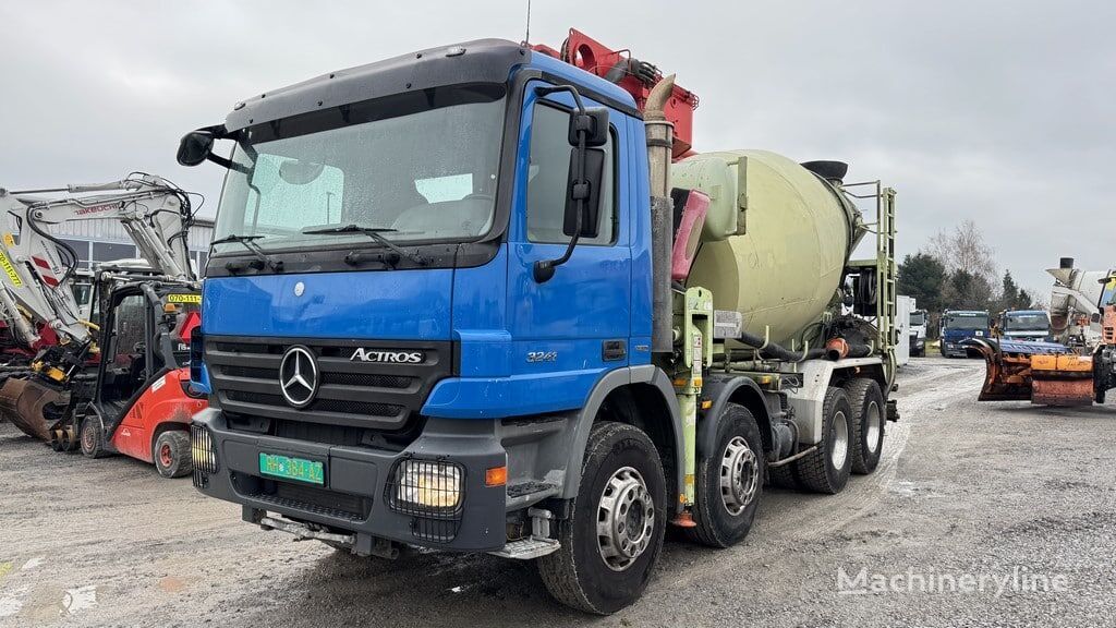 کامیون میکسر بتن Mercedes-Benz ACTROS 3241 8x4 mixer 8m3 + Putzmeister M24-3