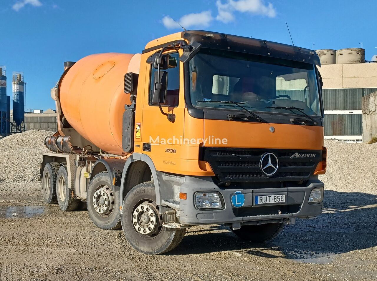 Intermix  on chassis Mercedes-Benz Actros 3236 concrete mixer truck