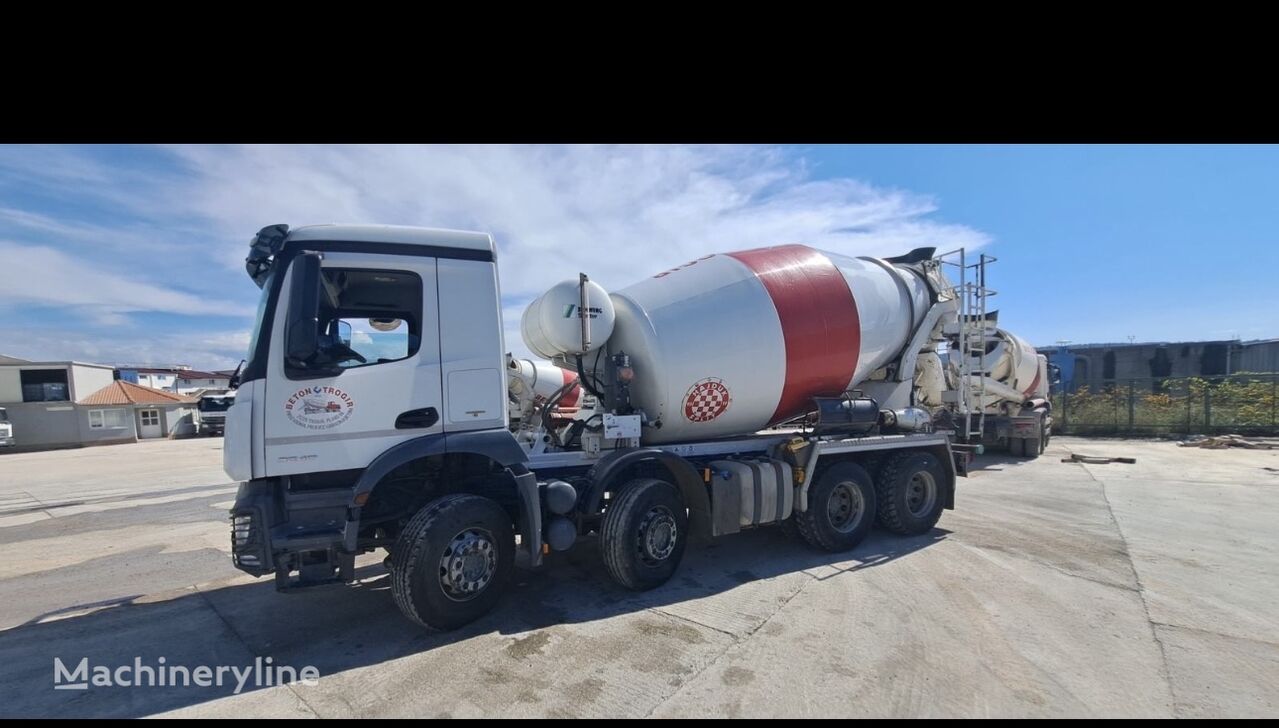 شاحنة خلط الخرسانة Mercedes-Benz Actros 3240