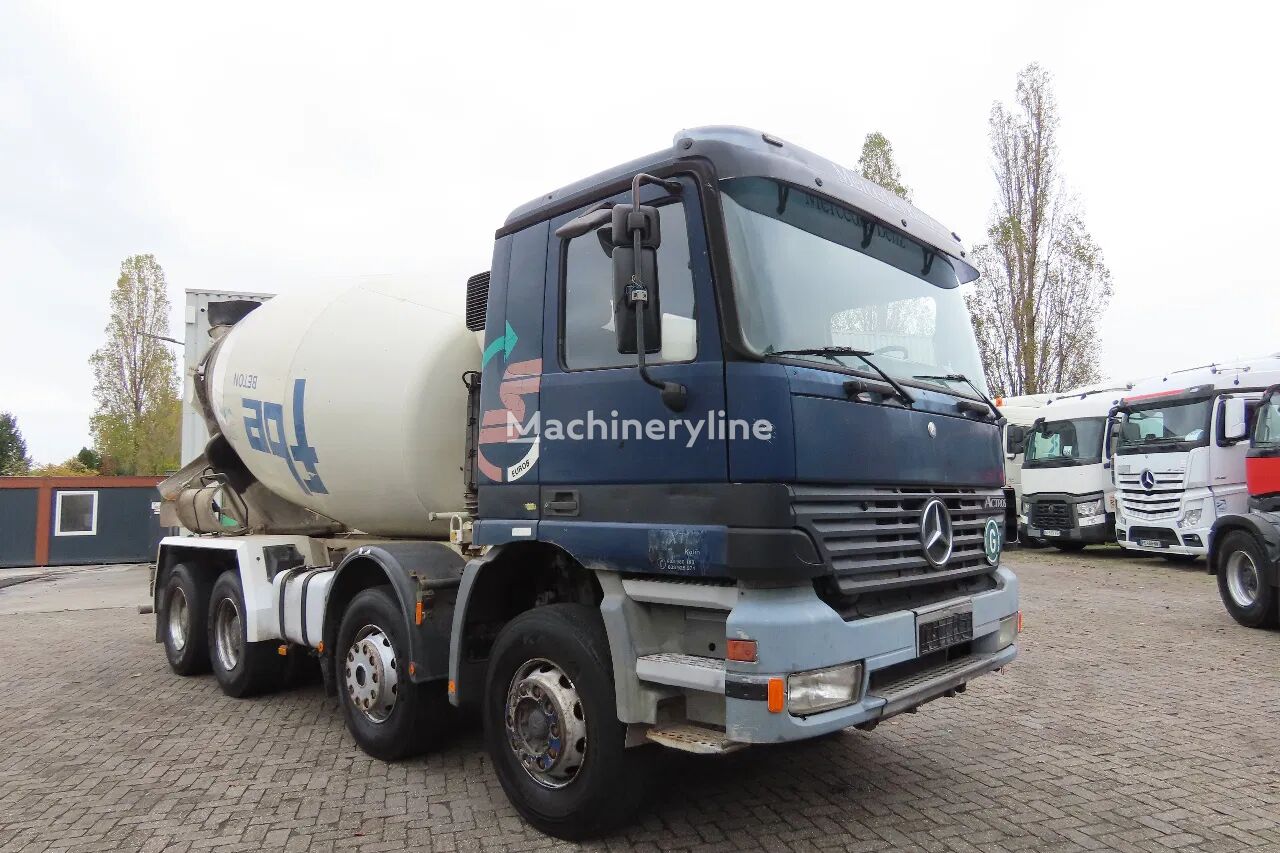 Mercedes-Benz Actros 3240 8x4, full spring, 3 pedals. TOP State kamion mješalica za beton