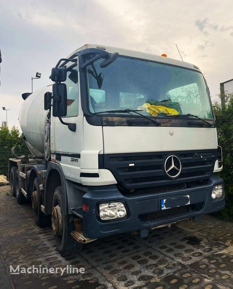 автобетоносмеситель FML  на шасси Mercedes-Benz Actros 3241