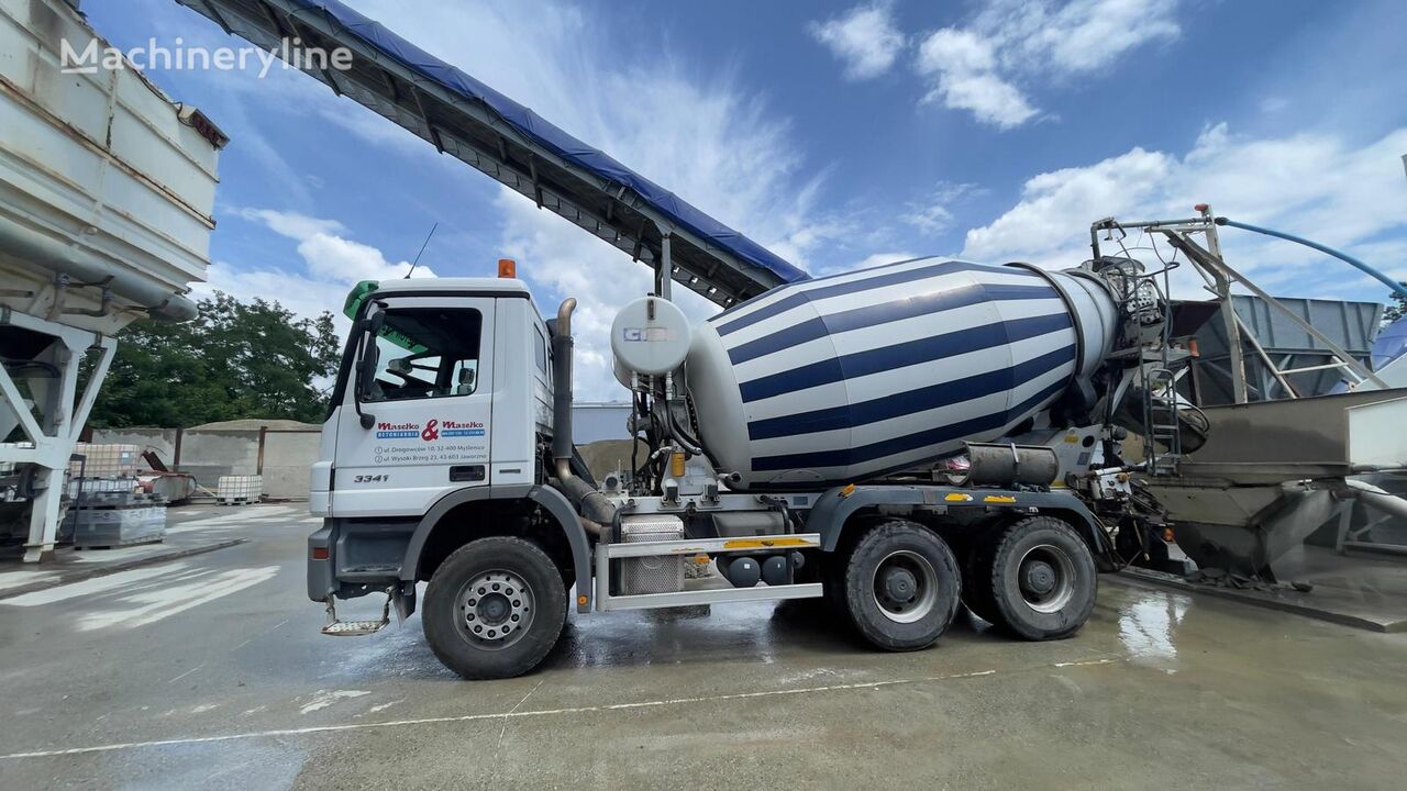 camion malaxeur Cifa  sur châssis Mercedes-Benz Actros 3341