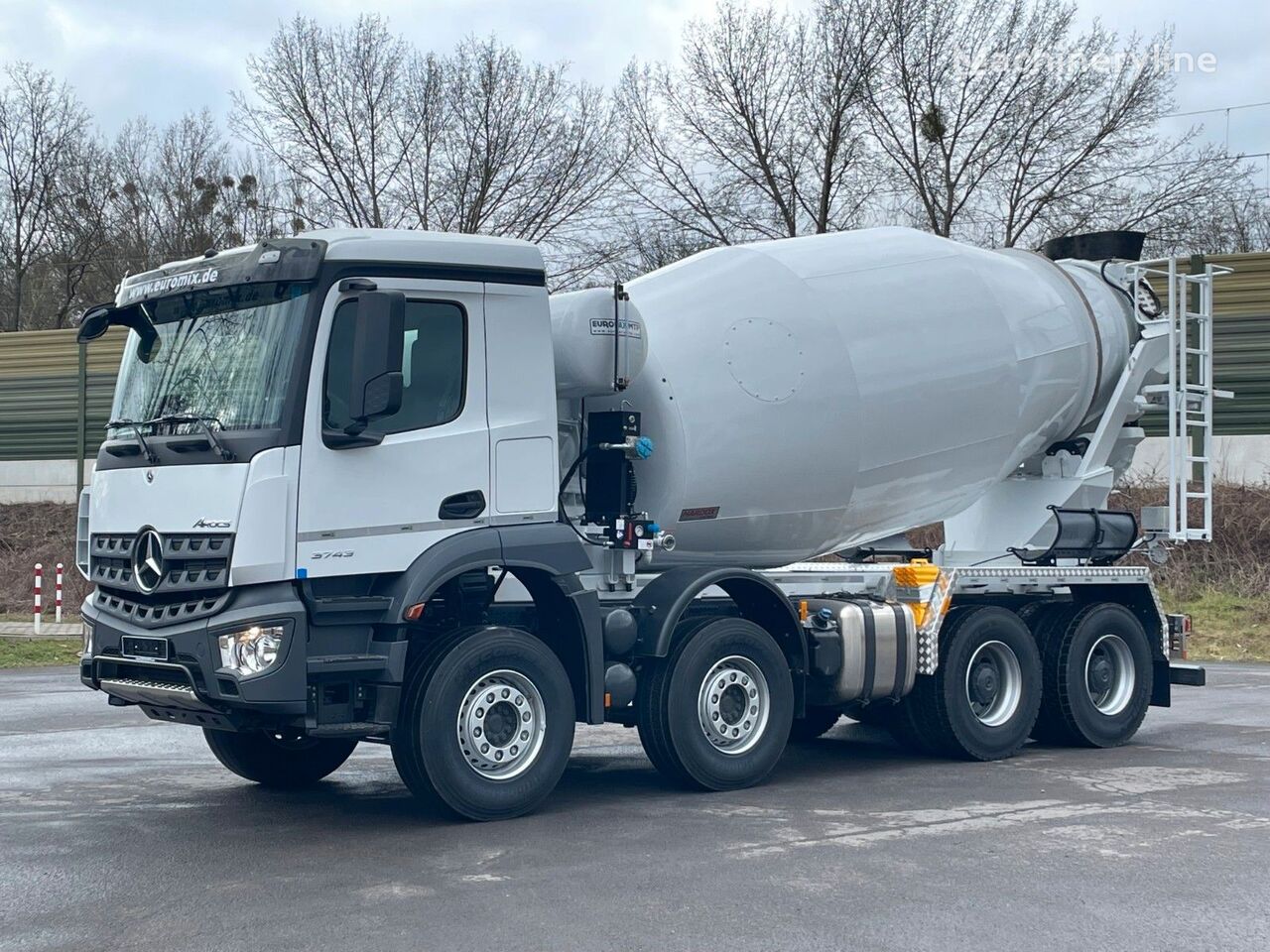 camion malaxeur Euromix MTP  sur châssis Mercedes-Benz Arocs 5 3743 neuf