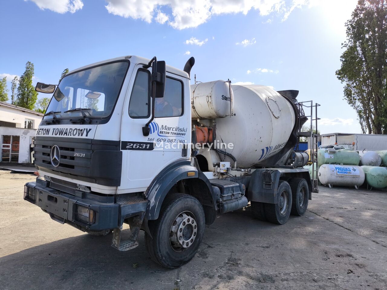 Stetter  alustalla Mercedes-Benz SK 2631  betoniauto