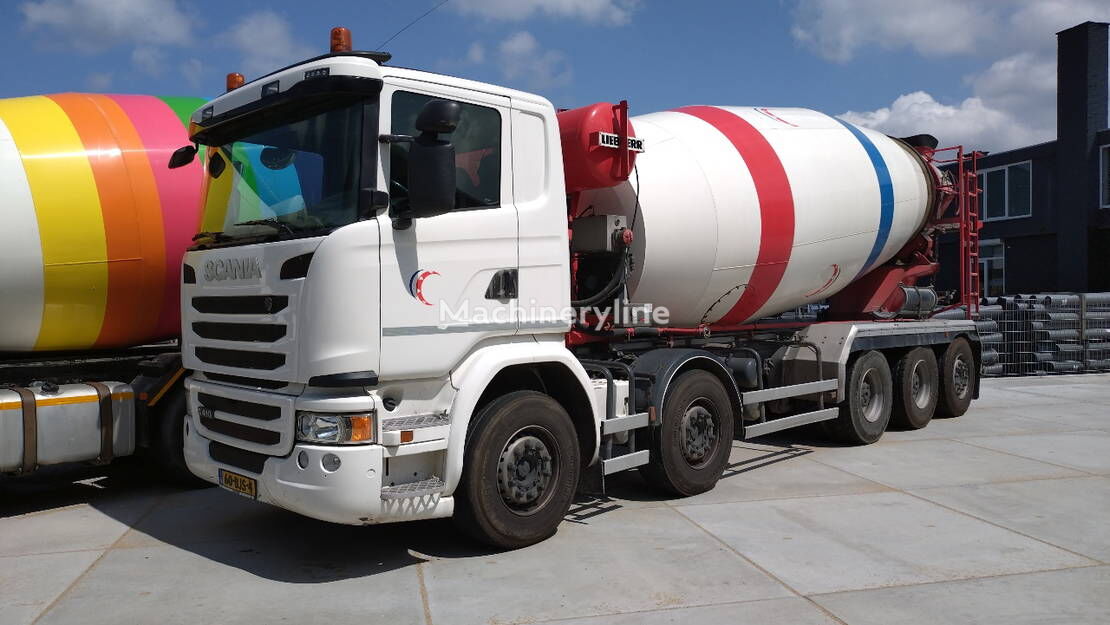 شاحنة خلط الخرسانة Liebherr  ذات شاسيه Scania G410