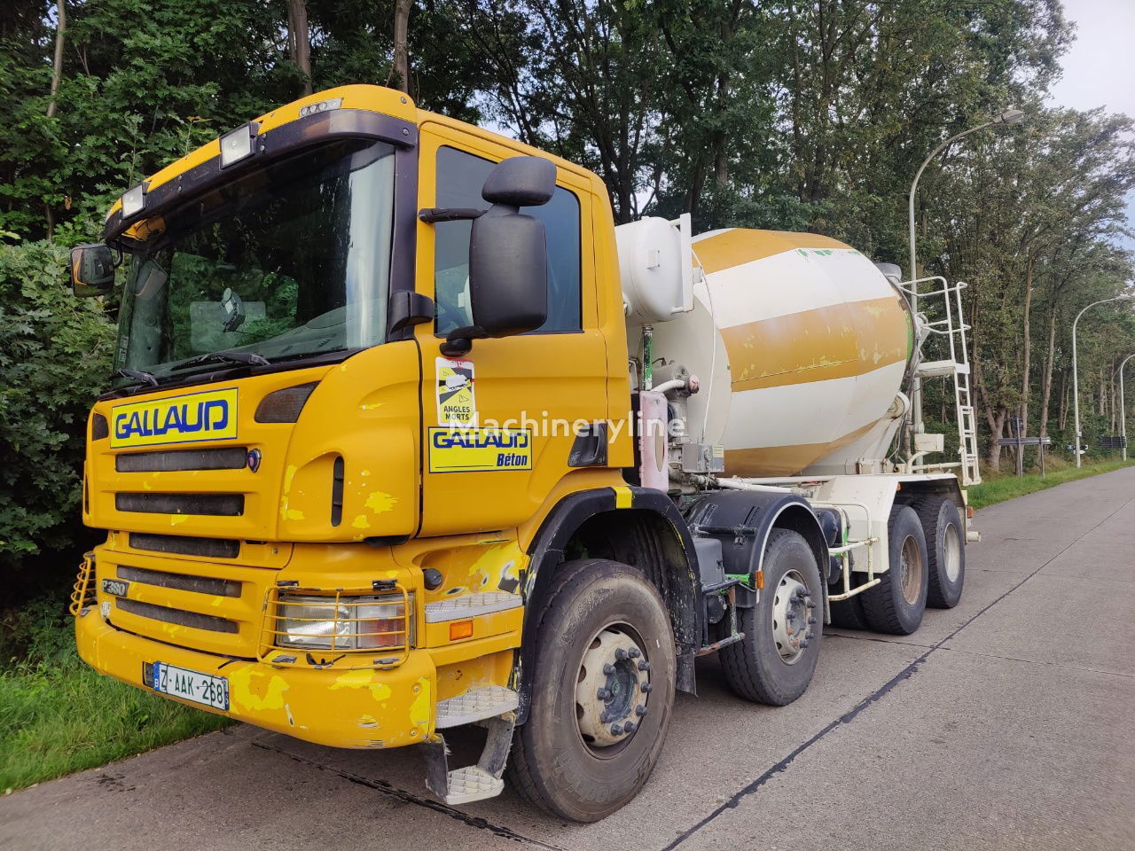 Liebherr  on chassis Scania P380 concrete mixer truck