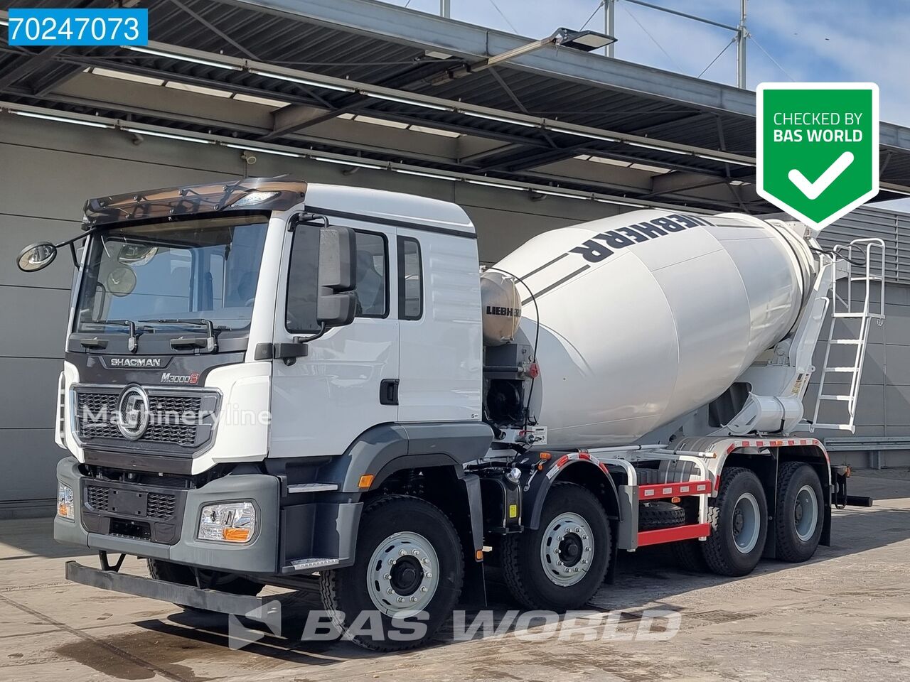 new Shacman M3000 S 8X4 8m3 Liebherr mixer Manual Big-Axle Steelsuspension concrete mixer truck