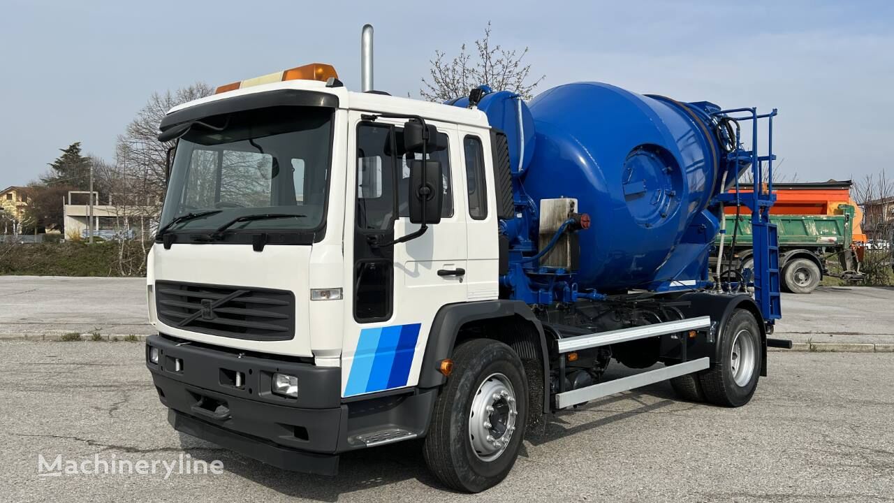 Volvo FL6 concrete mixer truck