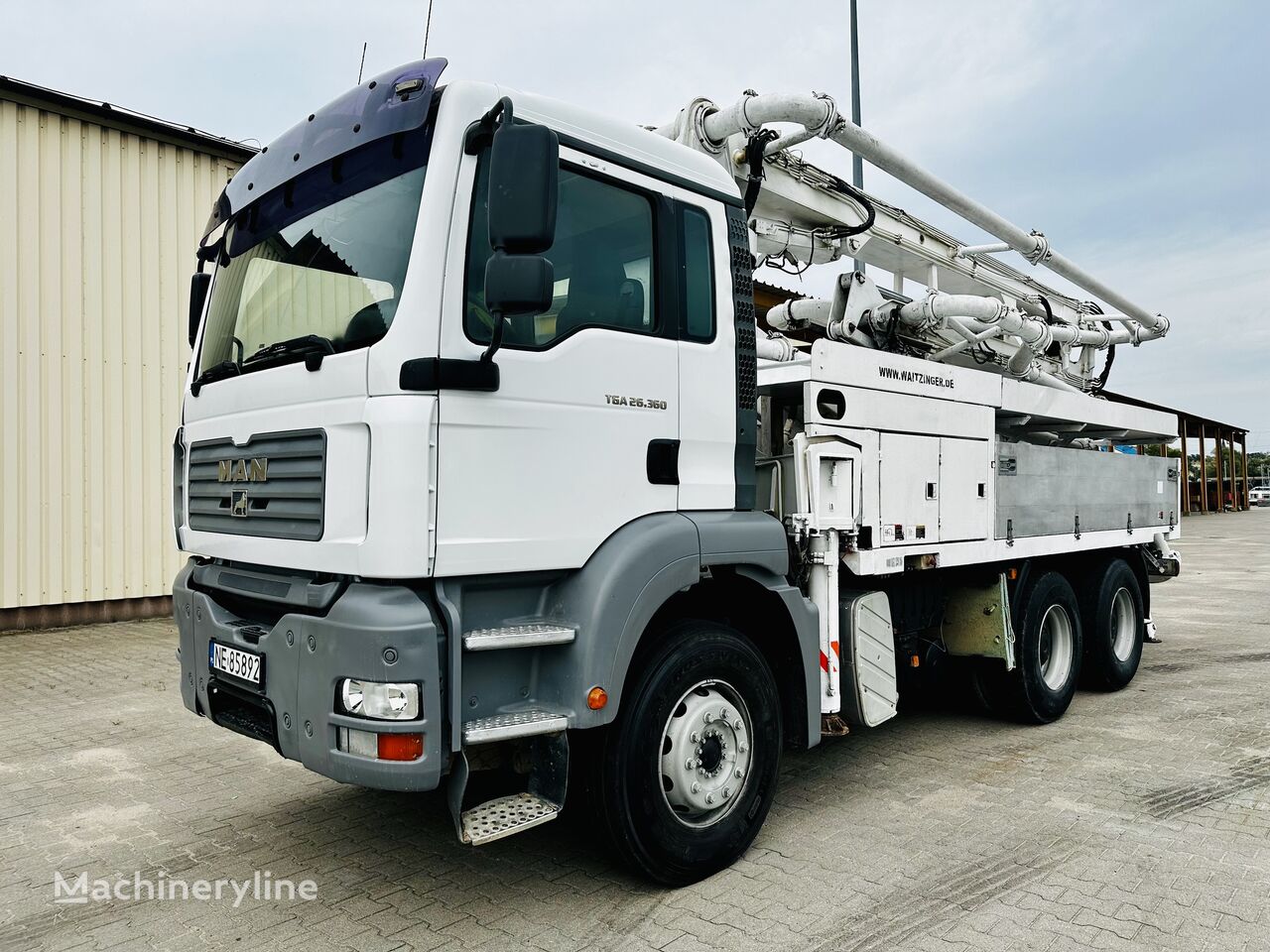 Waitzinger TPH 125 24 M4 XT  on chassis MAN TGA 26.360 BB concrete pump