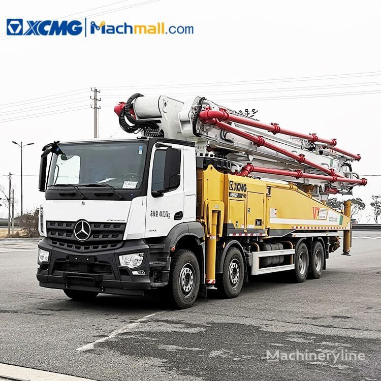 混凝土泵 位于底盘 Mercedes-Benz 的 XCMG HB58V