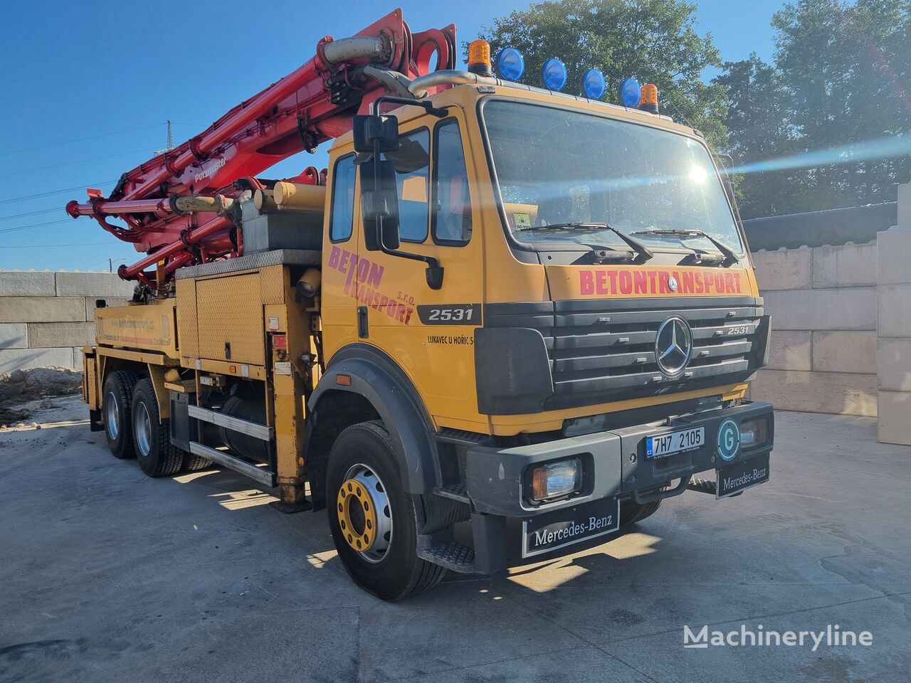 pompa do betonu Putzmeister 31-5 16H  na podwoziu Mercedes-Benz ACTROS 2531