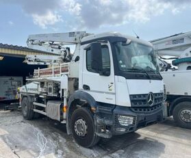 مضخة الخرسانة Mercedes-Benz AROCS 1835 4X2 - EVERDIGM 26 METERS CONCRETE PUMP