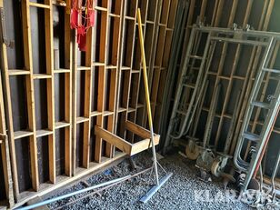 Avj&auml;mningsskrapa regla vibrante