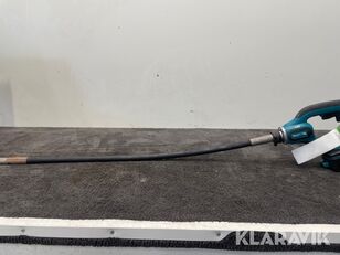 Makita DVR 450 concrete vibrator