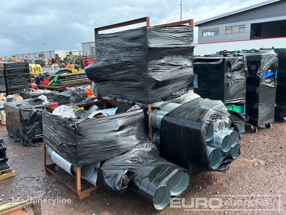 Stillage of Metal Duct (2 of) építési lépcső