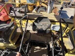 Prodaja Demag DF-130 C asfaltnog finišera gusjeničara - Slika 12 | Machineryline HR Demag DF-130 C asfaltni finišer gusjeničar | Slika 12 - Machineryline