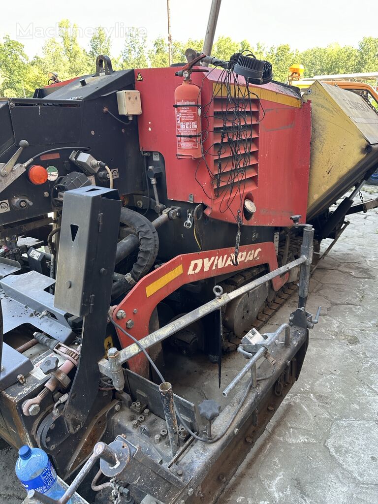 Dynapac F5CS crawler asphalt paver