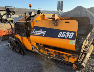 p&aacute;sov&yacute; fini&scaron;er LeeBoy 8530