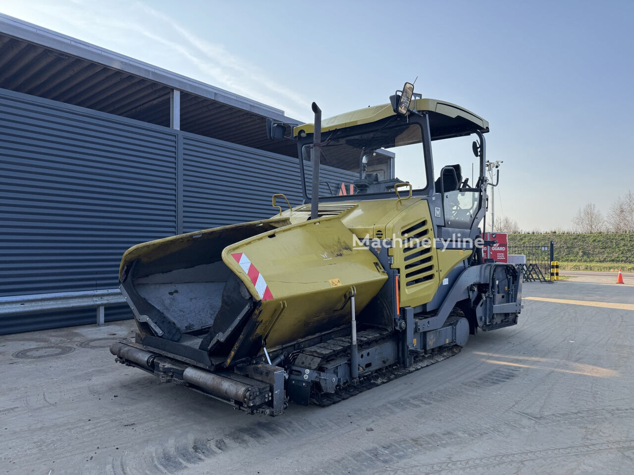 Venta de Vögele SUPER 2100-3I extendedora de cadenas | Machineryline AR Vögele SUPER 2100-3I extendedora de cadenas - Machineryline