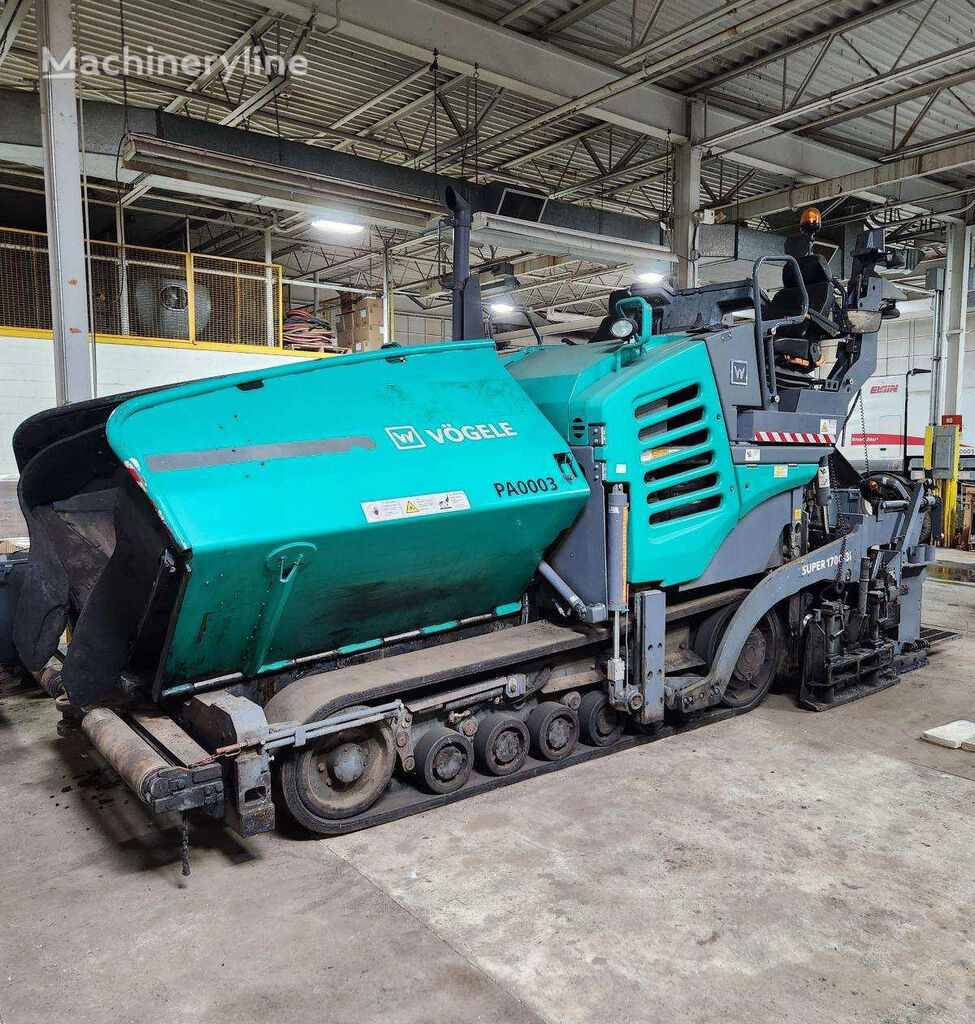 Vögele Super 1700-3i crawler asphalt paver