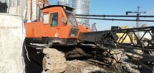 Hitachi KH180 grúa sobre orugas