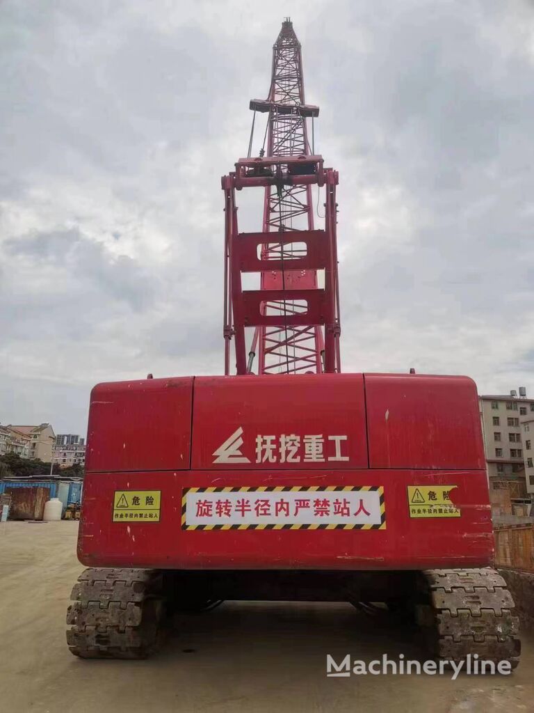 grue sur chenilles LiuGong QUY55