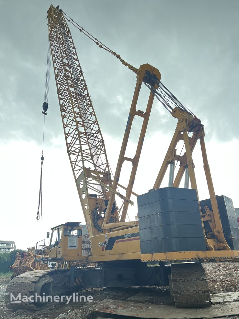 gru cingolata XCMG QUY260 260 ton crawler crane