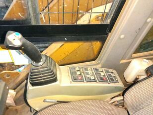 크롤러 크레인 XCMG XGC25T