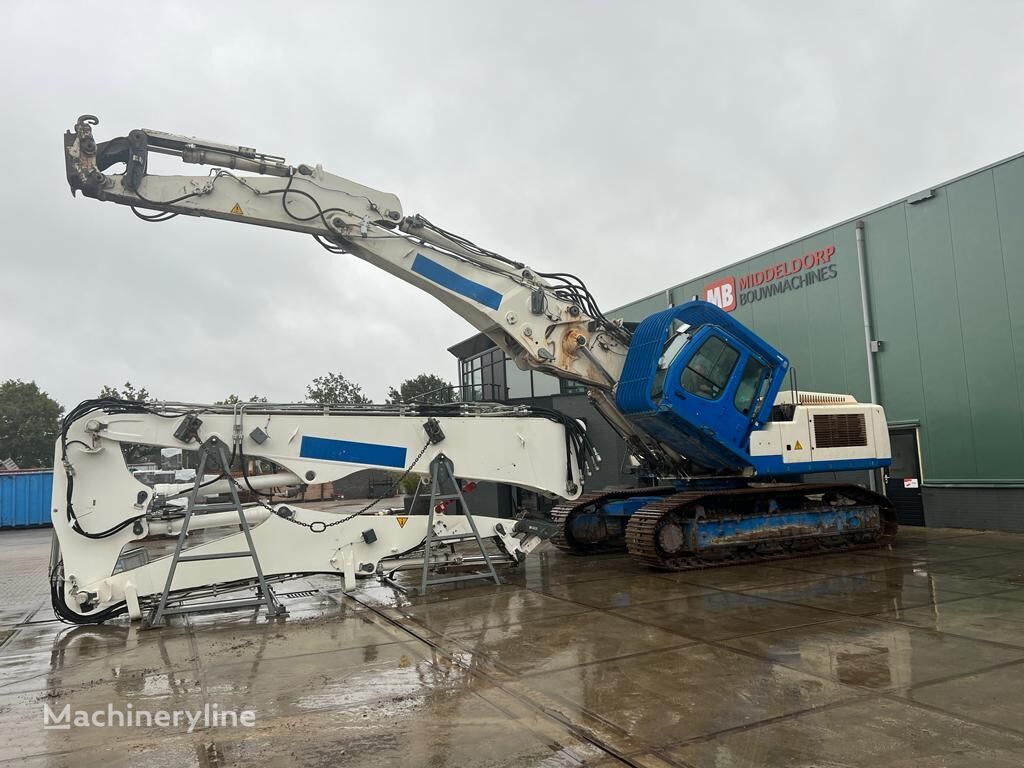 Liebherr R944C HDV demolition excavator