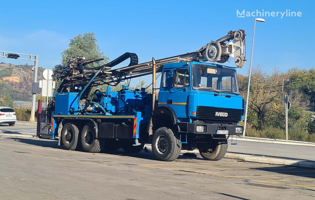 mașină de foraj cu macara IVECO Wirth ECO 1