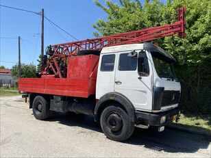 ماكينة مزودة بحفار ورافعة Mercedes-Benz 1619