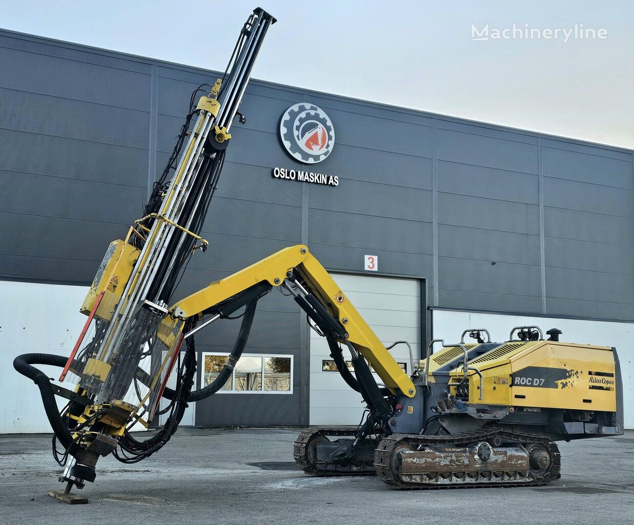 machine de forage Atlas Copco ROC D7-01, 2006 modell, 3787 Hammer timer, 8123 motor timer. Pri