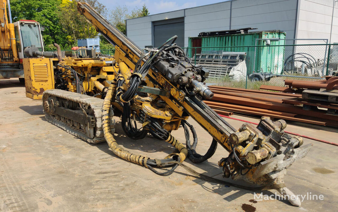 Klemm KR 806-D drilling rig