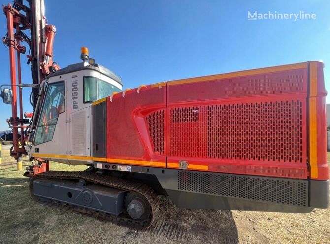 Sandvik DP1500i máquina perforadora