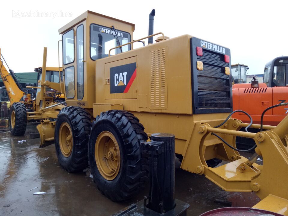 грейдер Caterpillar 120H