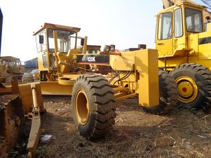 грейдер Caterpillar 120K