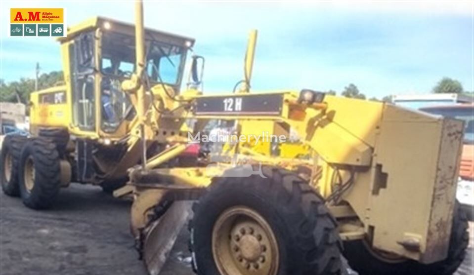 грейдер Caterpillar 12H