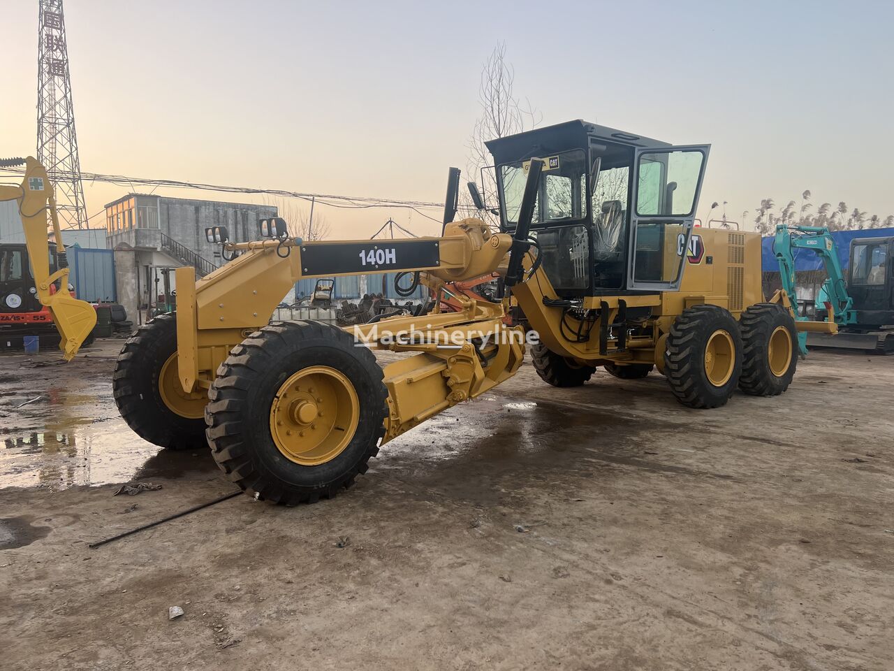 Caterpillar 140H grader