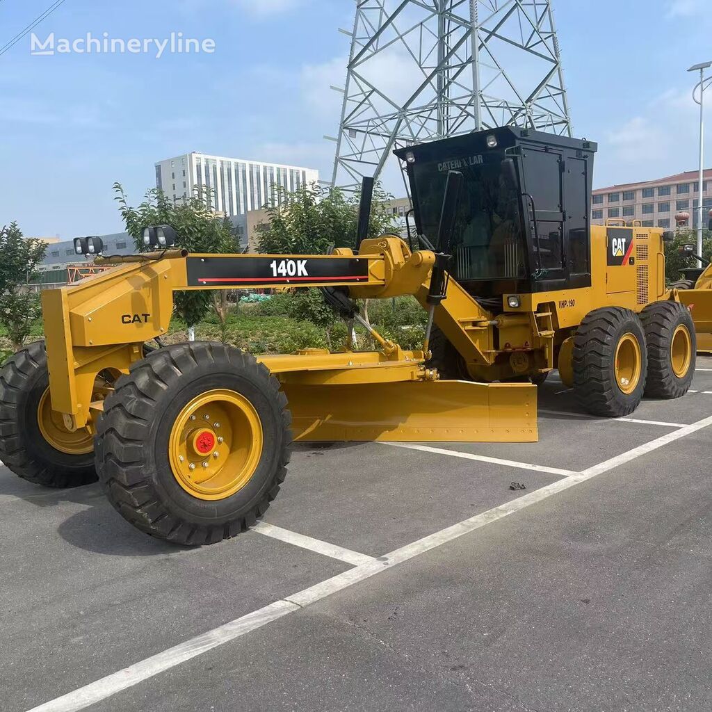 Caterpillar 140K grader