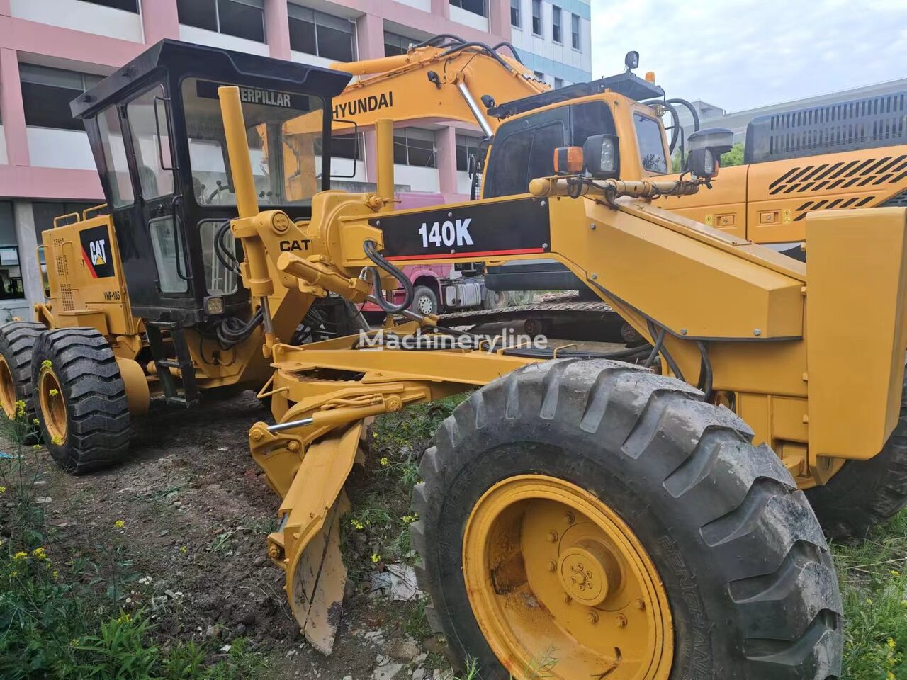 Caterpillar 140K cheap price motoniveladora