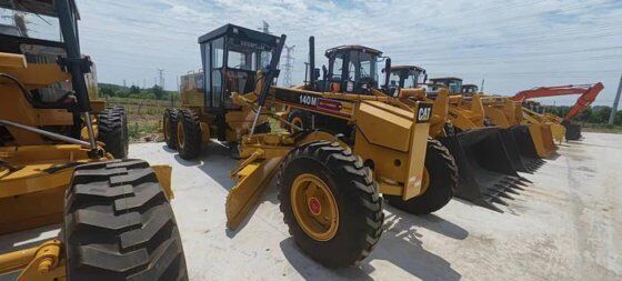 Грејдер Caterpillar 140M се продава | Machineryline MK Грејдер Caterpillar 140M - Machineryline