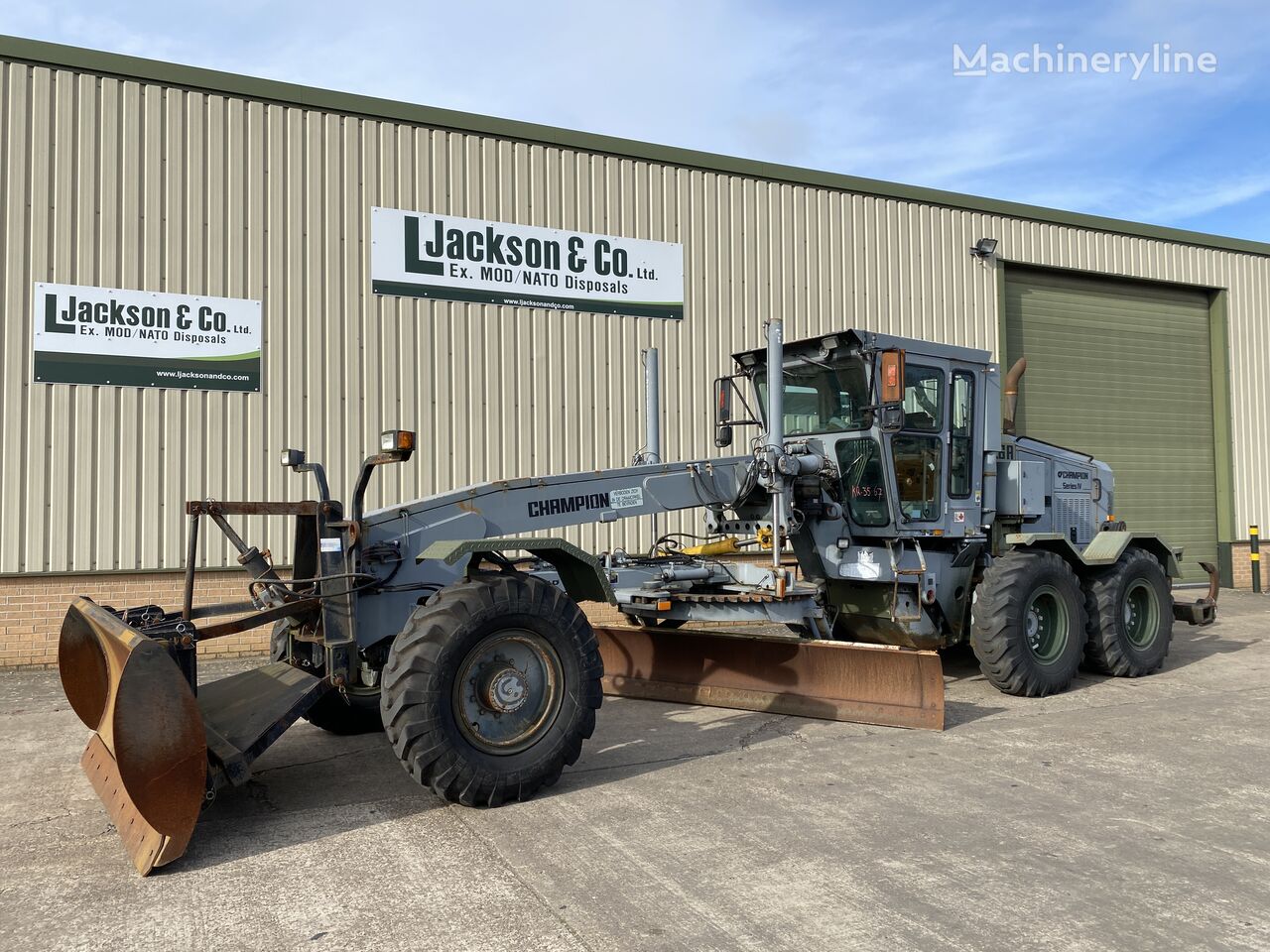 Champion 726A VHP grader