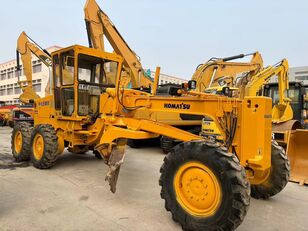 greder Komatsu GD511